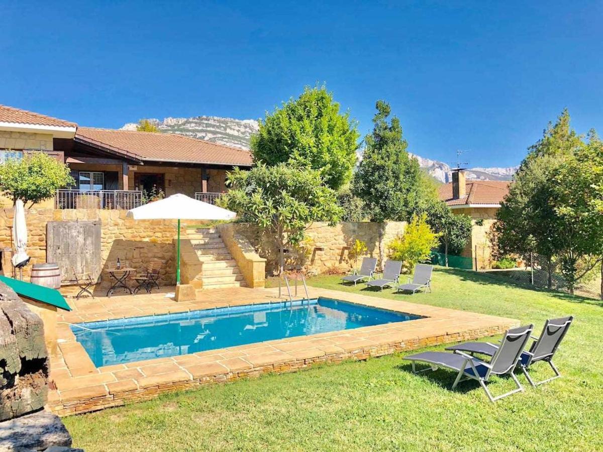 Sagastienea Villa Con Piscina Y Tenis En La Rioja Samaniego Exterior foto